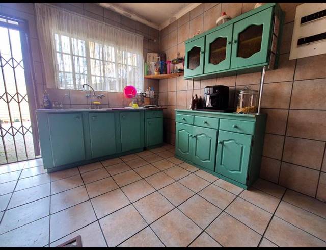 3 BEDROOM HOUSE FOR SALE IN BRACKENDOWNS